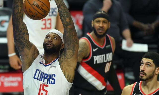 开云体育下载网址-考神又“破”纪录！从全明星到10天短约他只用1142天